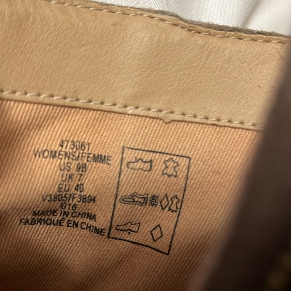 Lands End Suede Booties size 9B - Picture 4 of 6